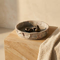 Plateau Isabelle — Gris Ciment dented Structure Rond S