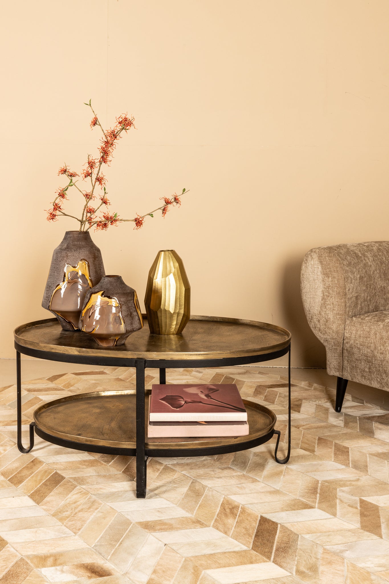 Kae gold oval alu black Iron coffee table 2 layers - Photo 3