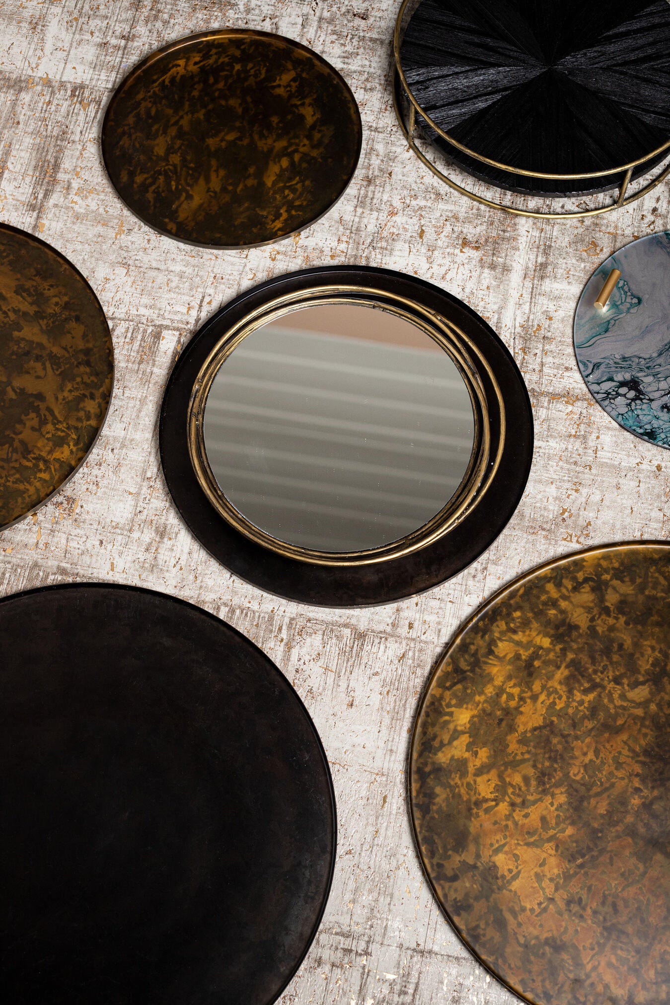 Cars Brass antique iron tray round XS