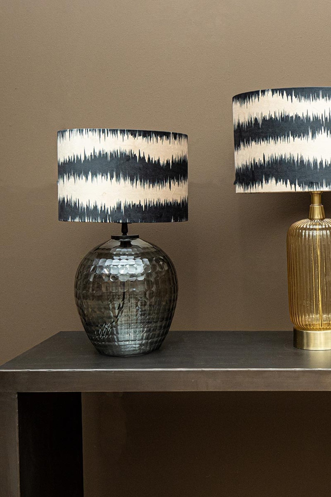 Juliet Lampes de table — Amber Lampbase Long - Or