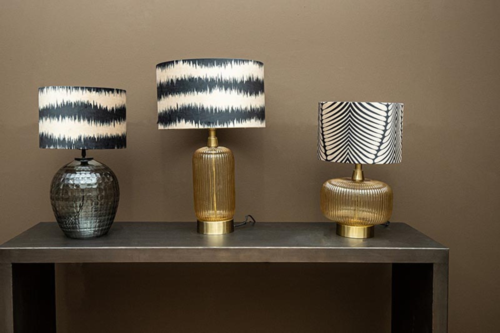 Juliet Lampes de table — Amber Lampbase Wide - Or