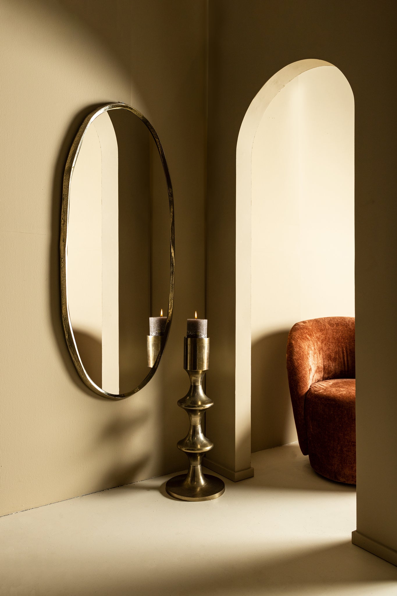 Taika Chandeliers en aluminium moulé - Or