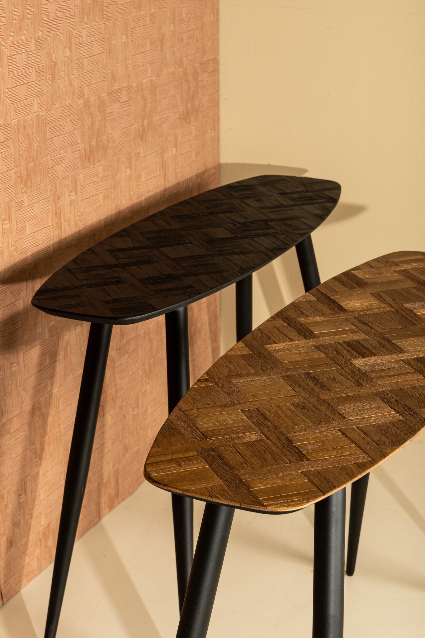 Tyano Natural recycled teak wood side table - Photo 2