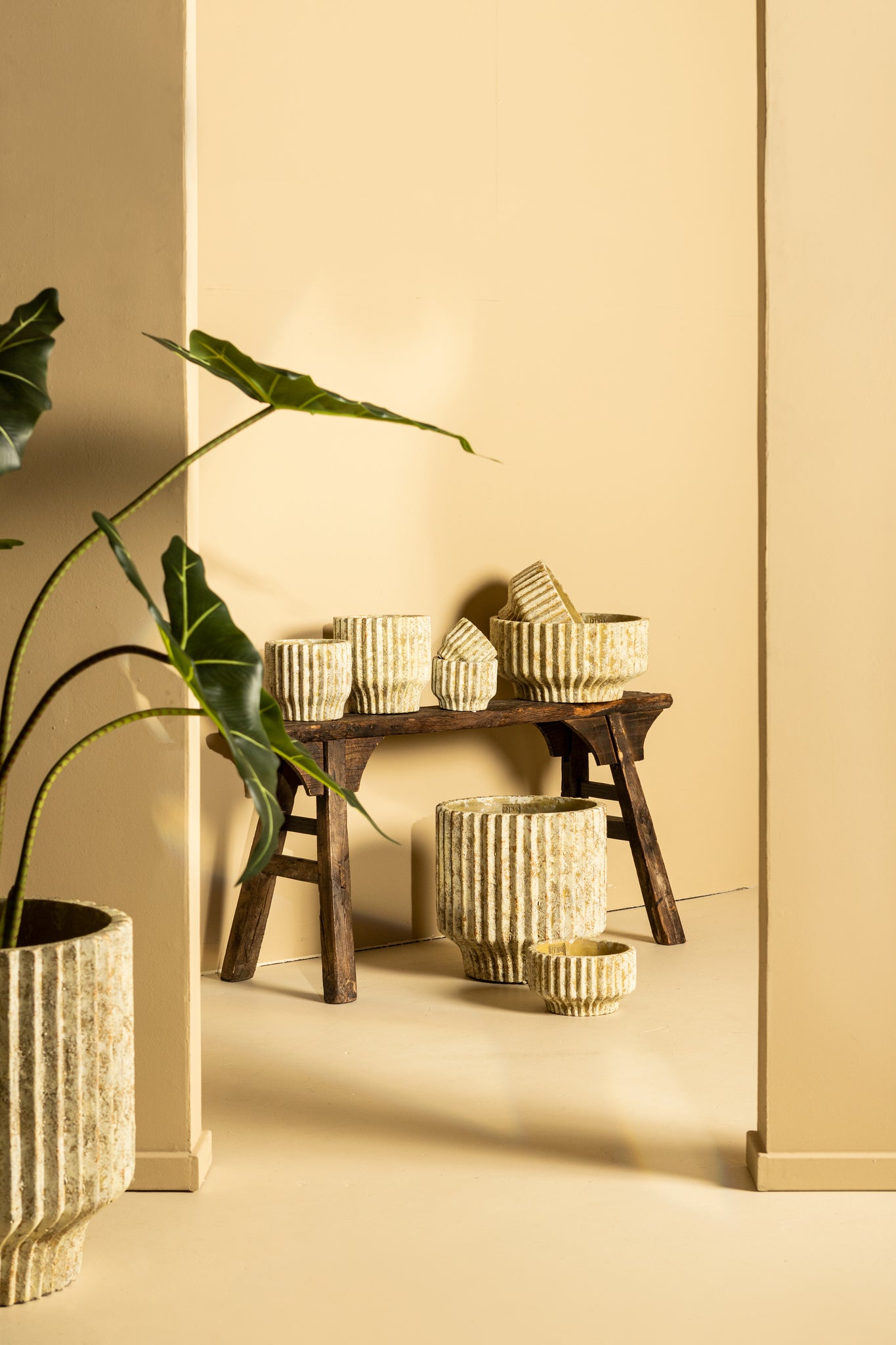 Gabriel Pot en ciment - Cream