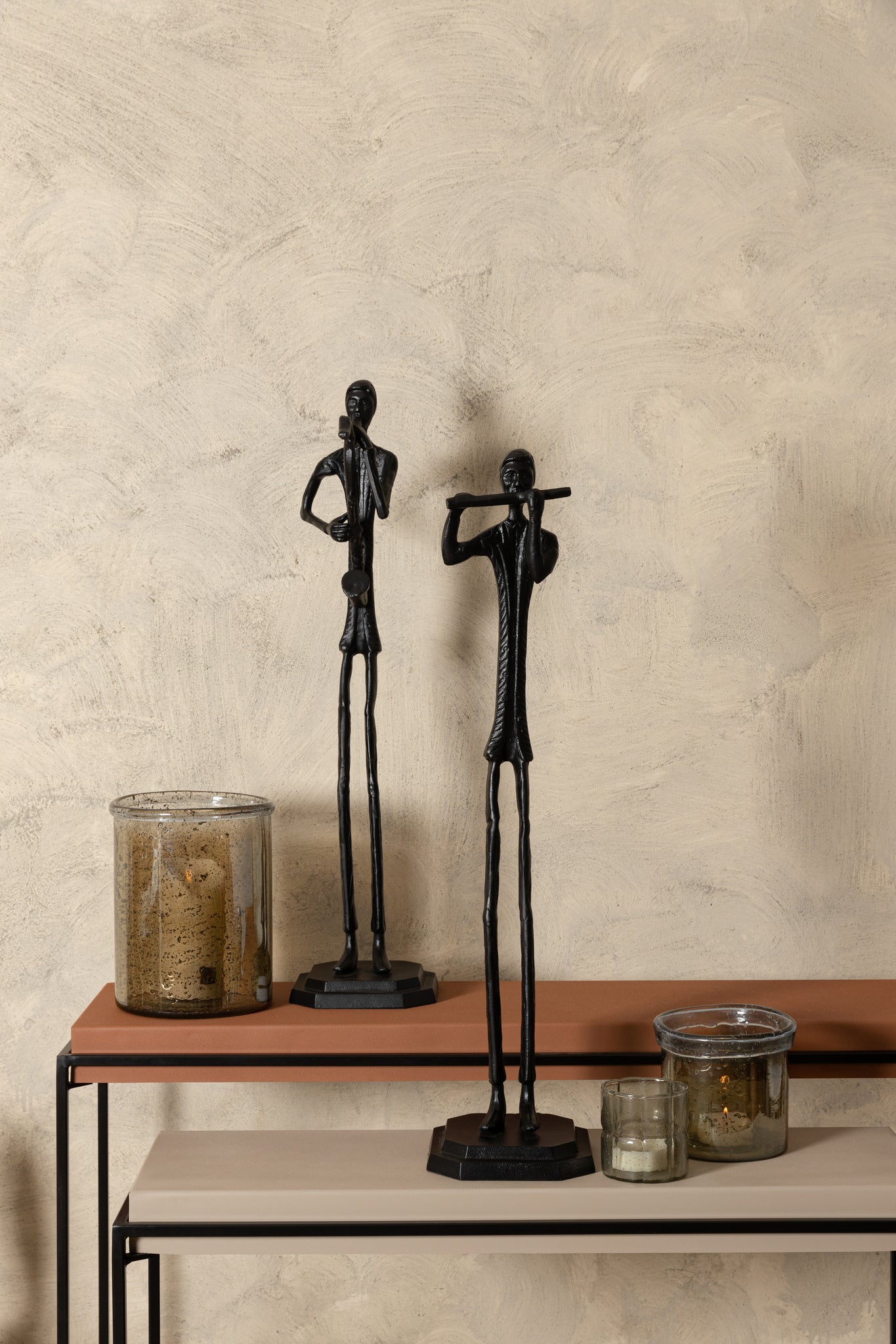 Kali Black casted alu statue man with saxophone