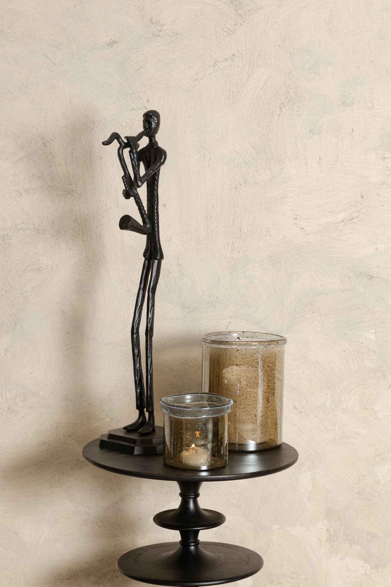 Kali Black casted alu statue man with saxophone