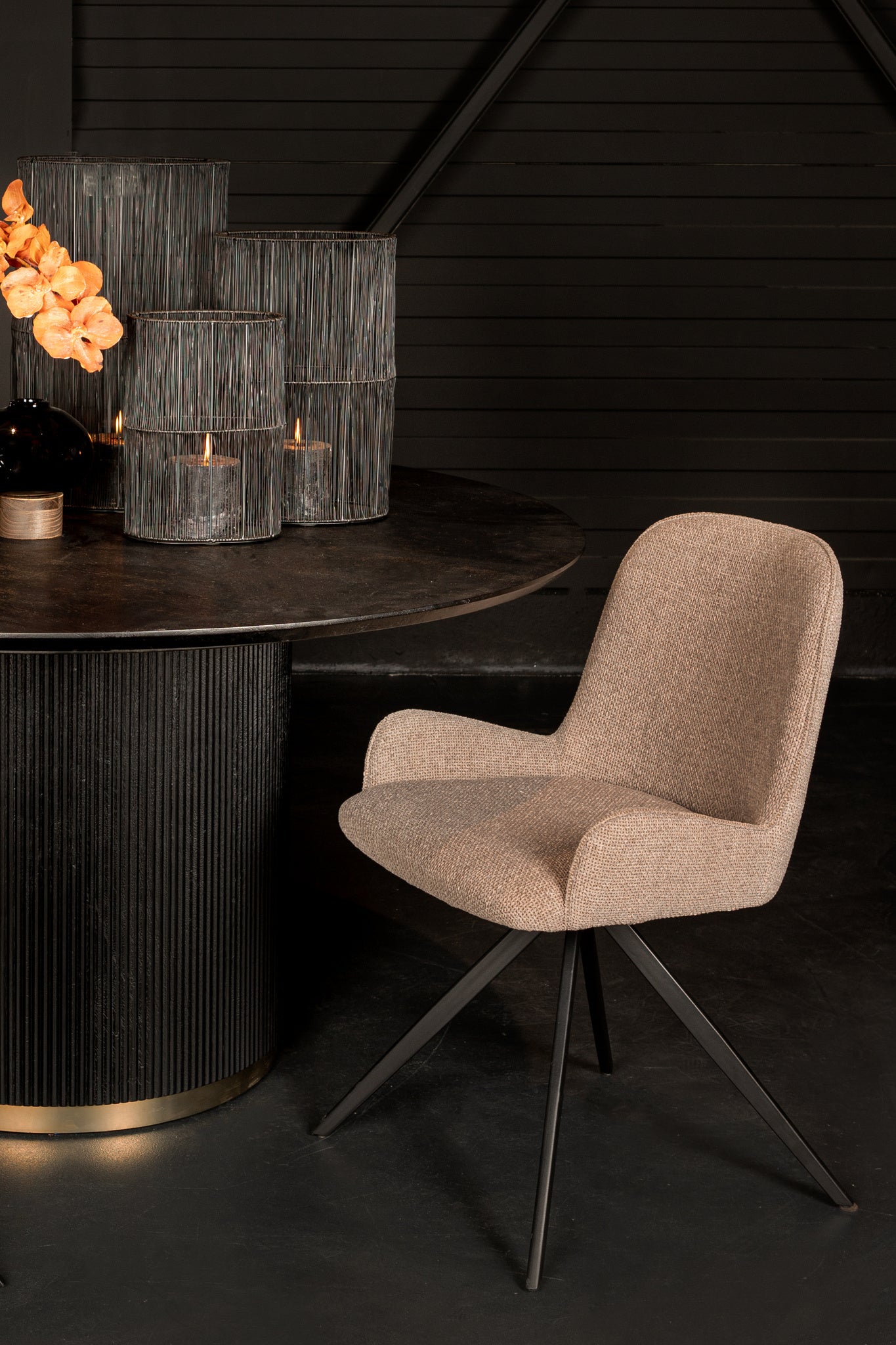 Leander Beige dining chair - Photo 5