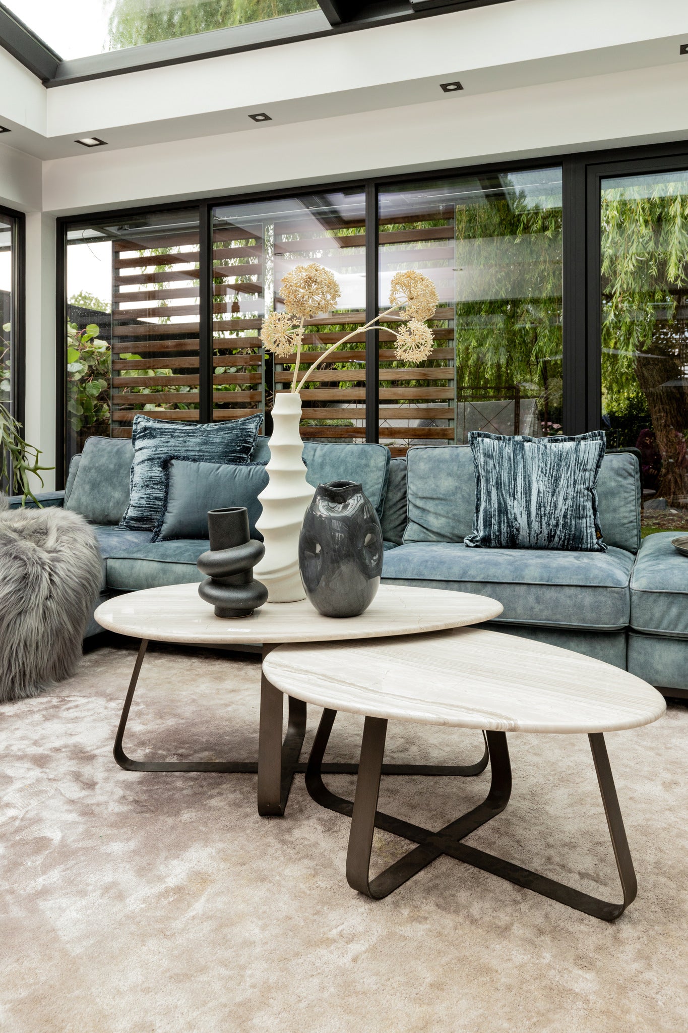 Muka coffeetable low dark grey base white marble - Photo 8