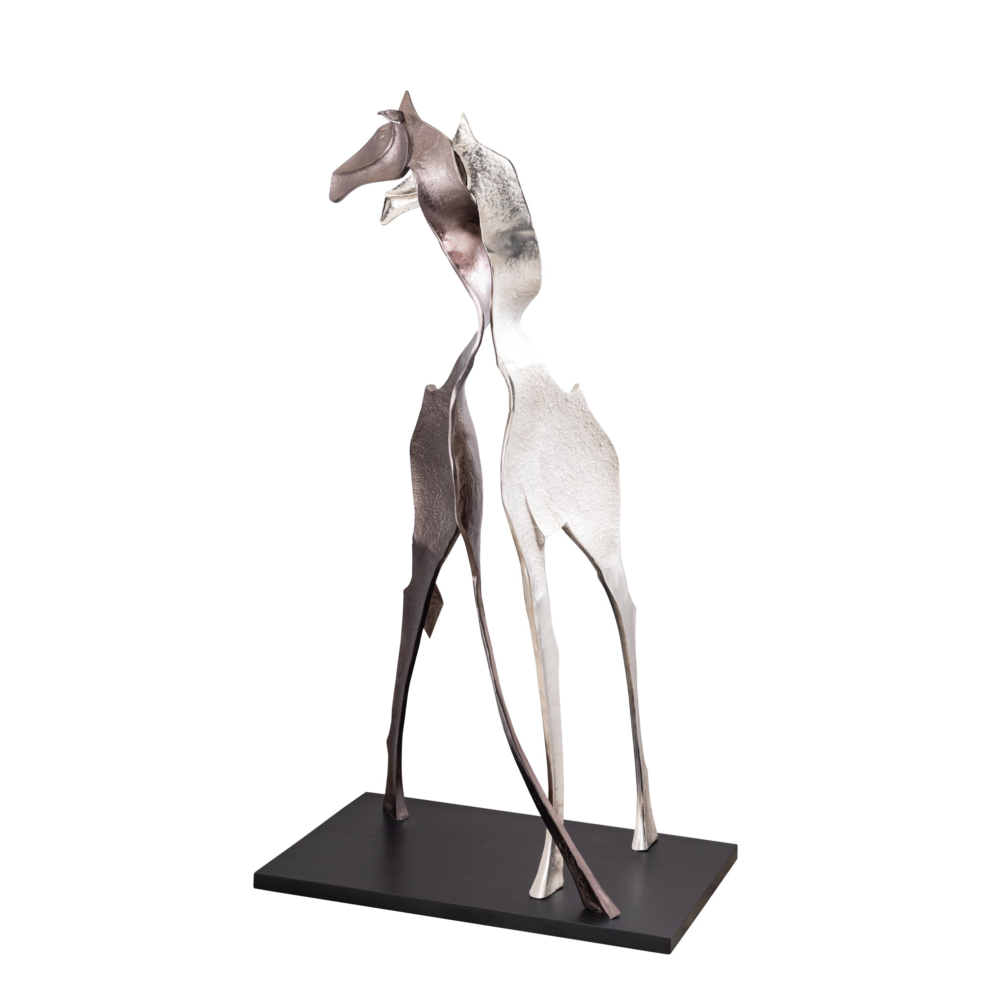 Skye Black alu statue giraffe shaped Large