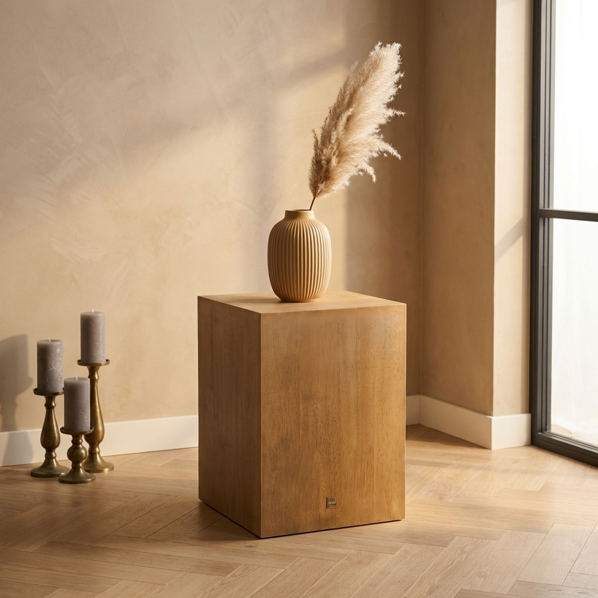 Piédestal Gustavo — Naturel Coloré Placage Chêne SV S — Vue lifestyle