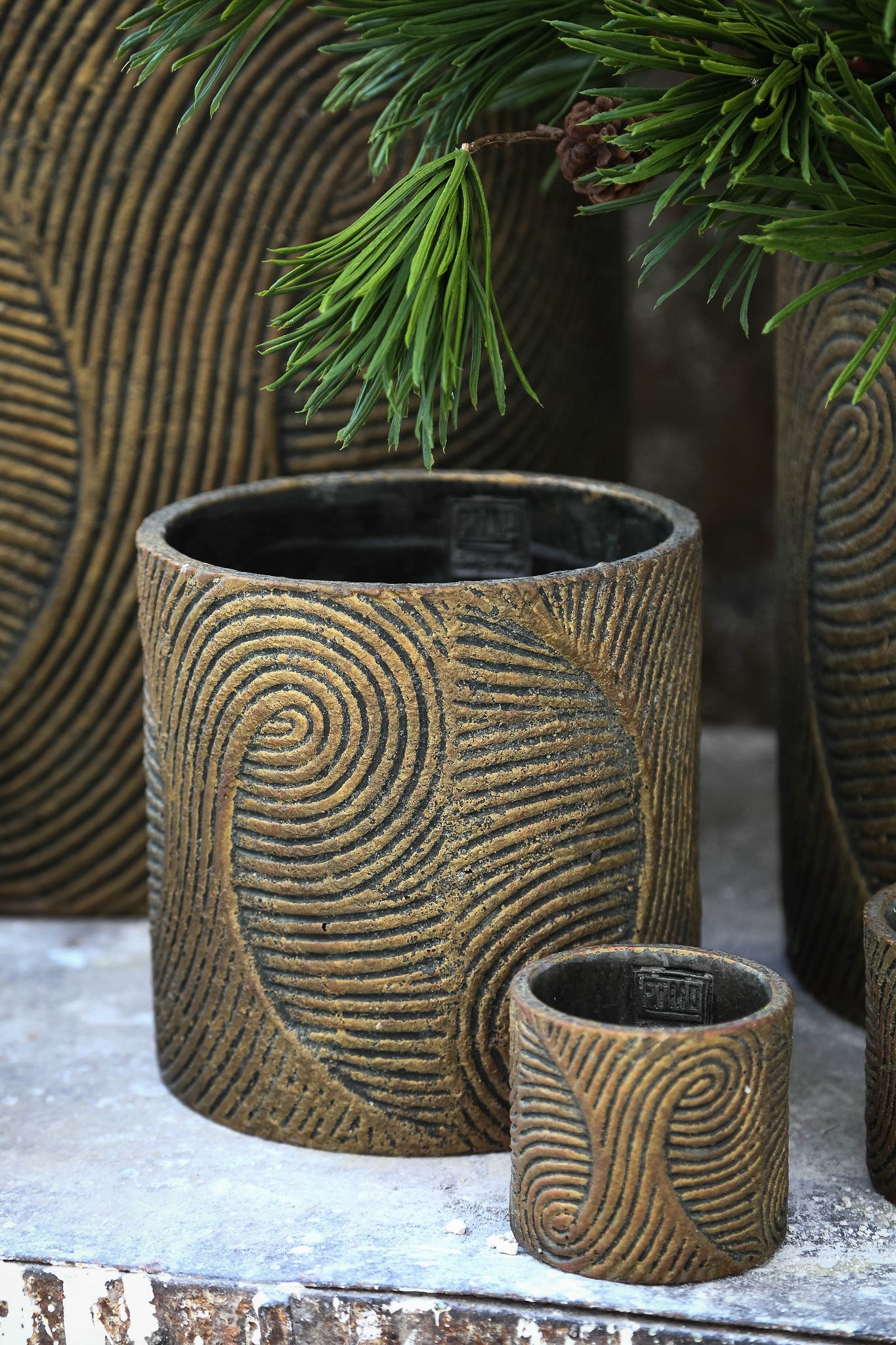 Erich Pot en ciment - Black