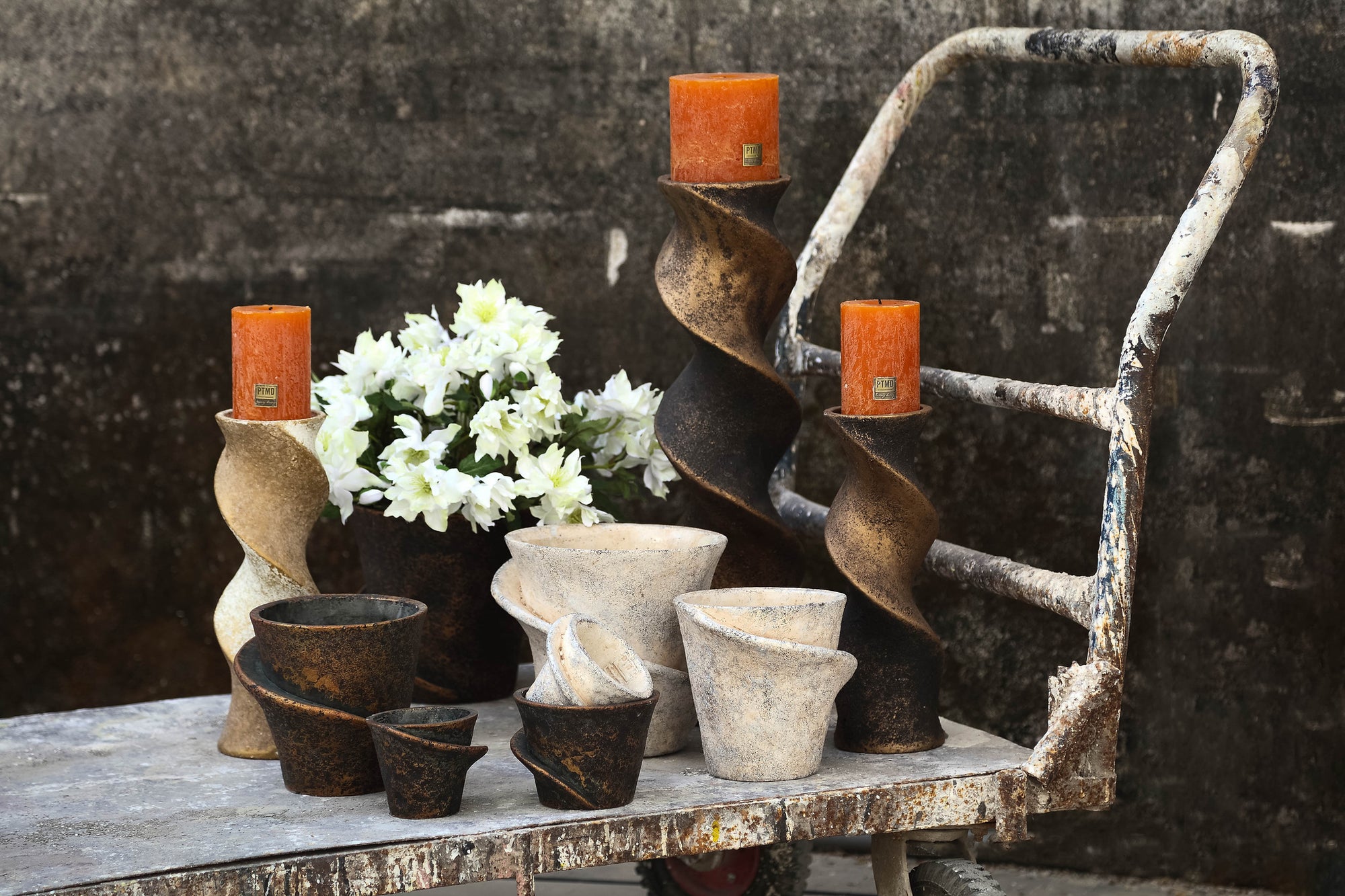 Bryah Chandeliers en ciment - Noir