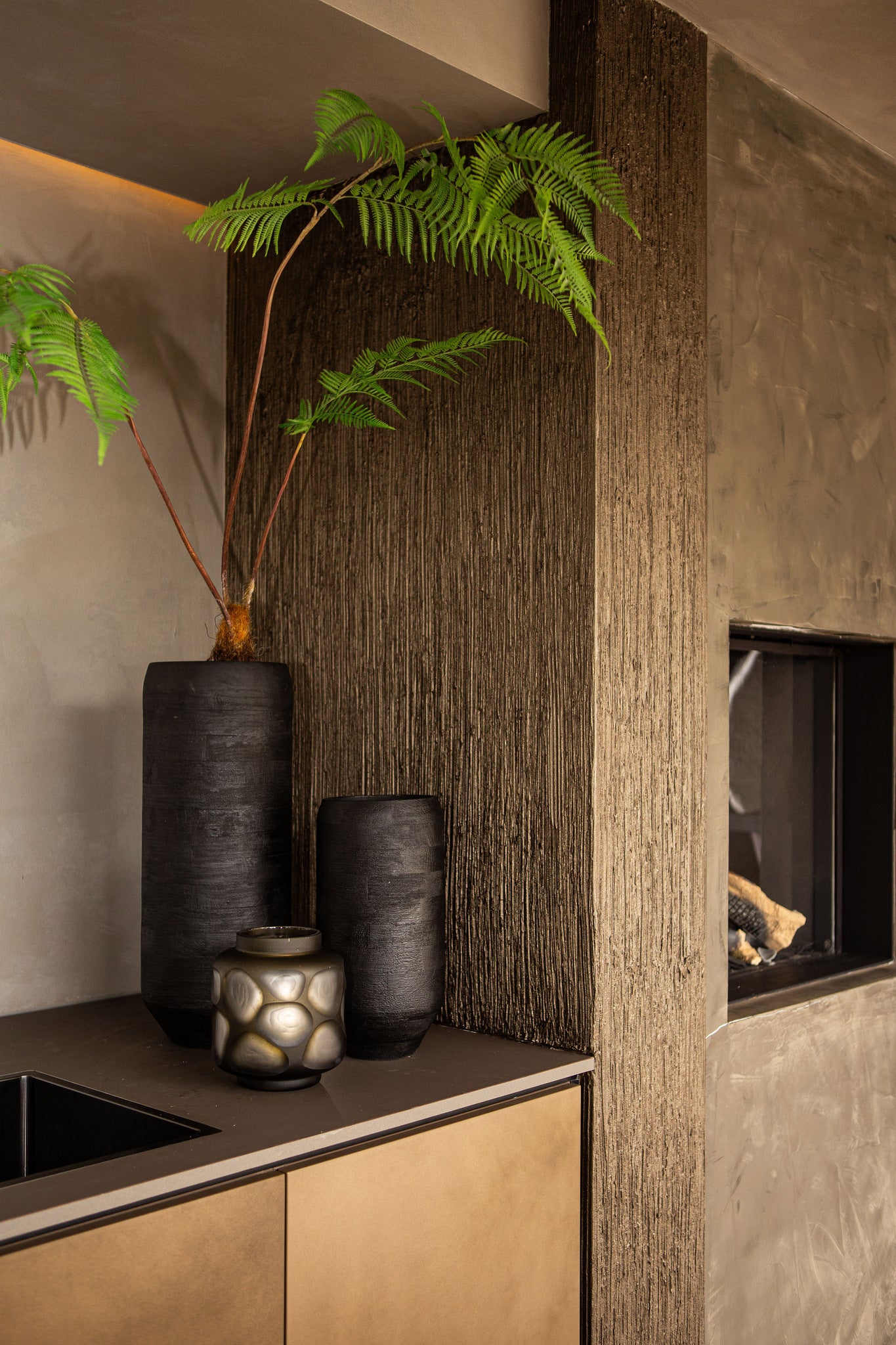 Gerd Pot en bois - Noir