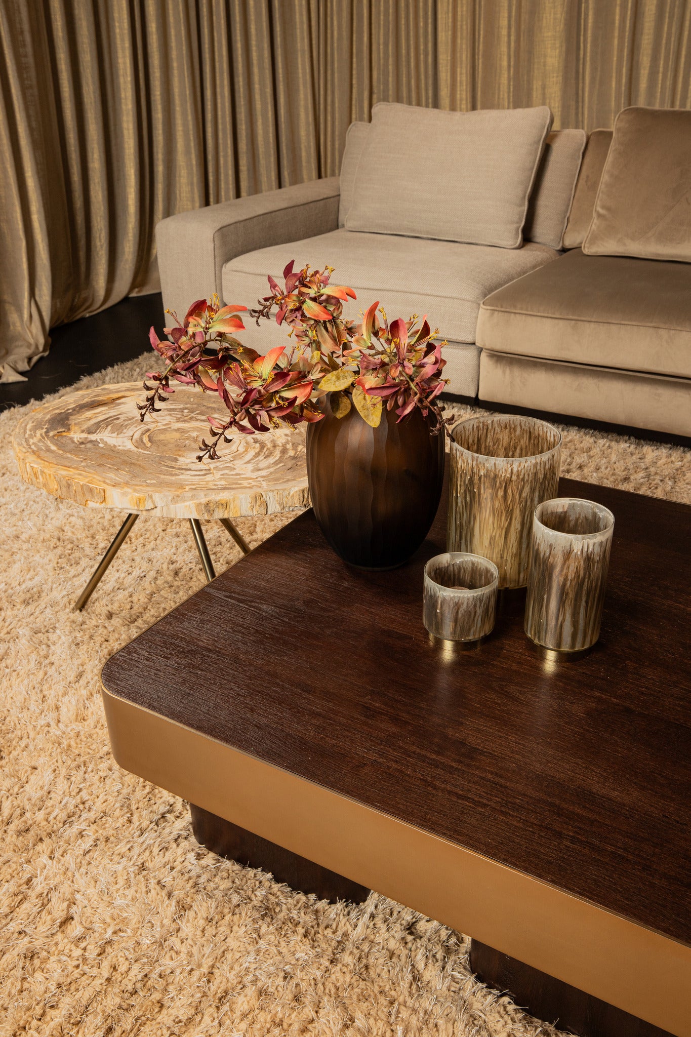 Warren Coffee Table 90x90x31 brown wood gold metal - Photo 3
