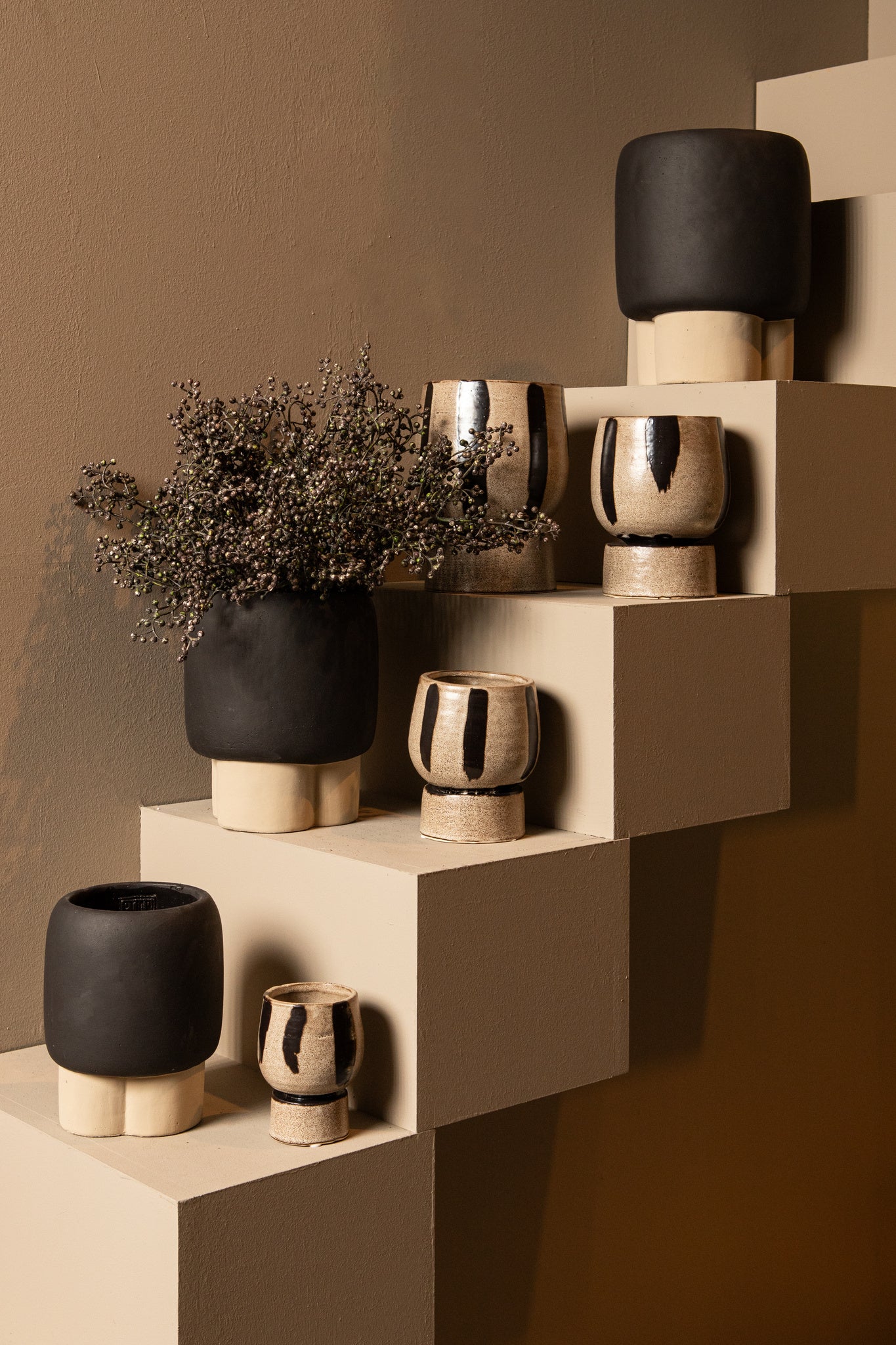 Neasa Pot en ciment - Brown