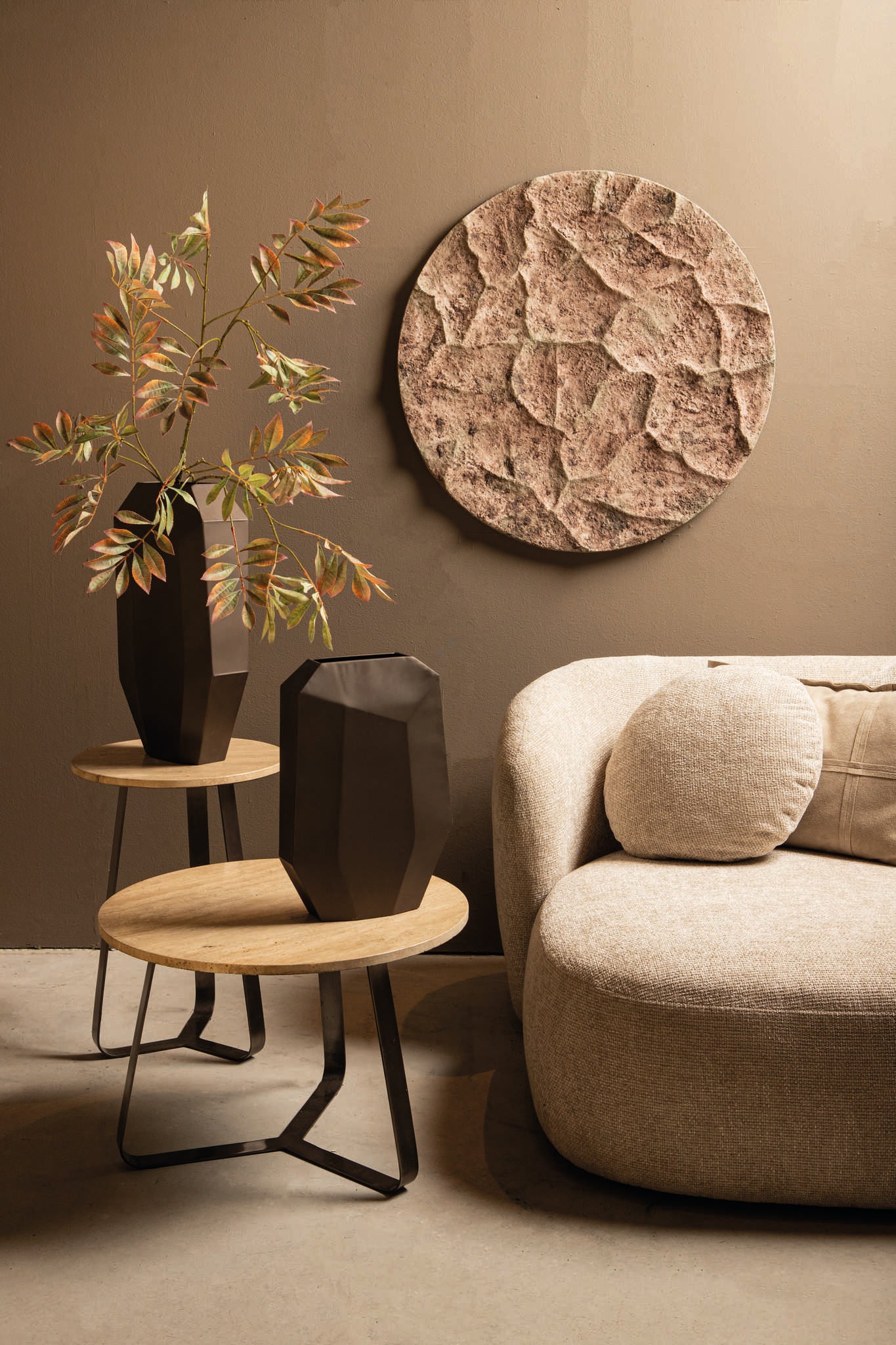 Micka Black Travertine coffeetable round small - Photo 2