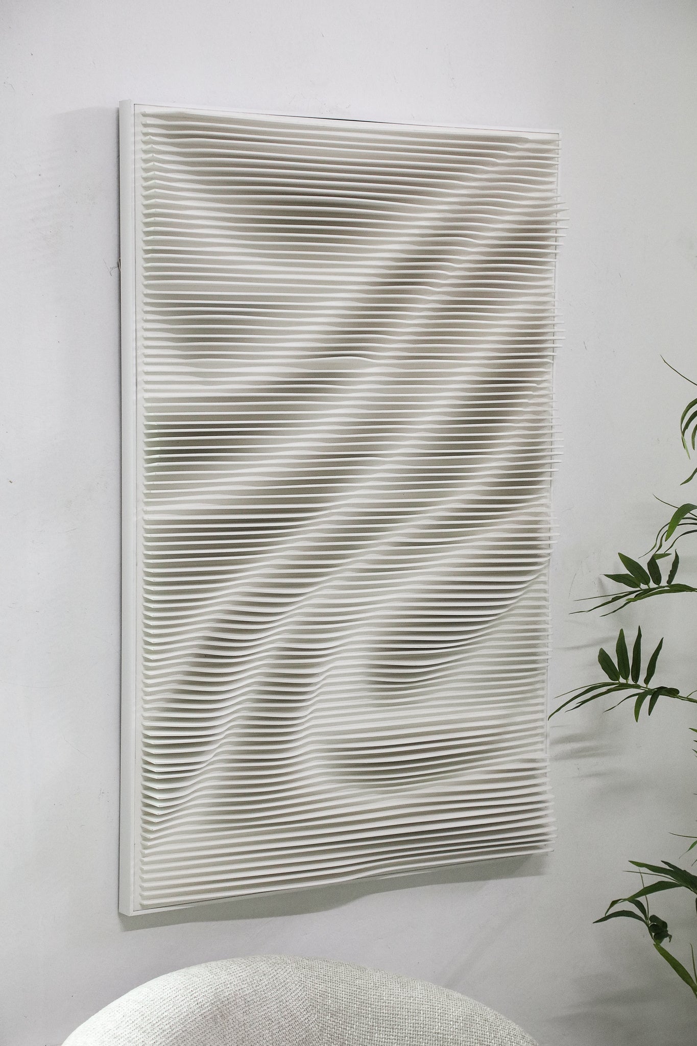 Aleishia White rect mdf wallpanel wavy design
