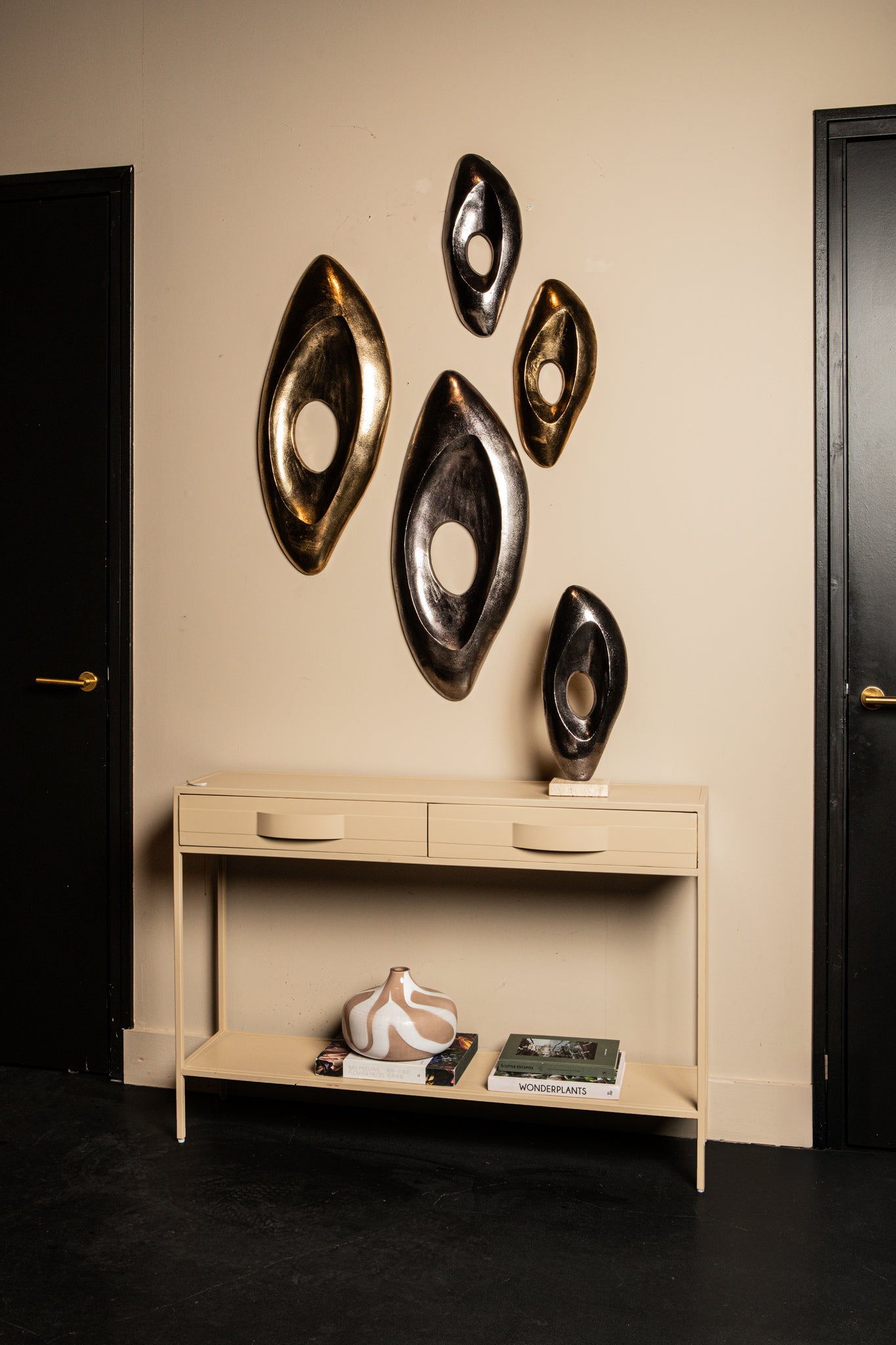 Acalia sandy pink side table - Photo 7
