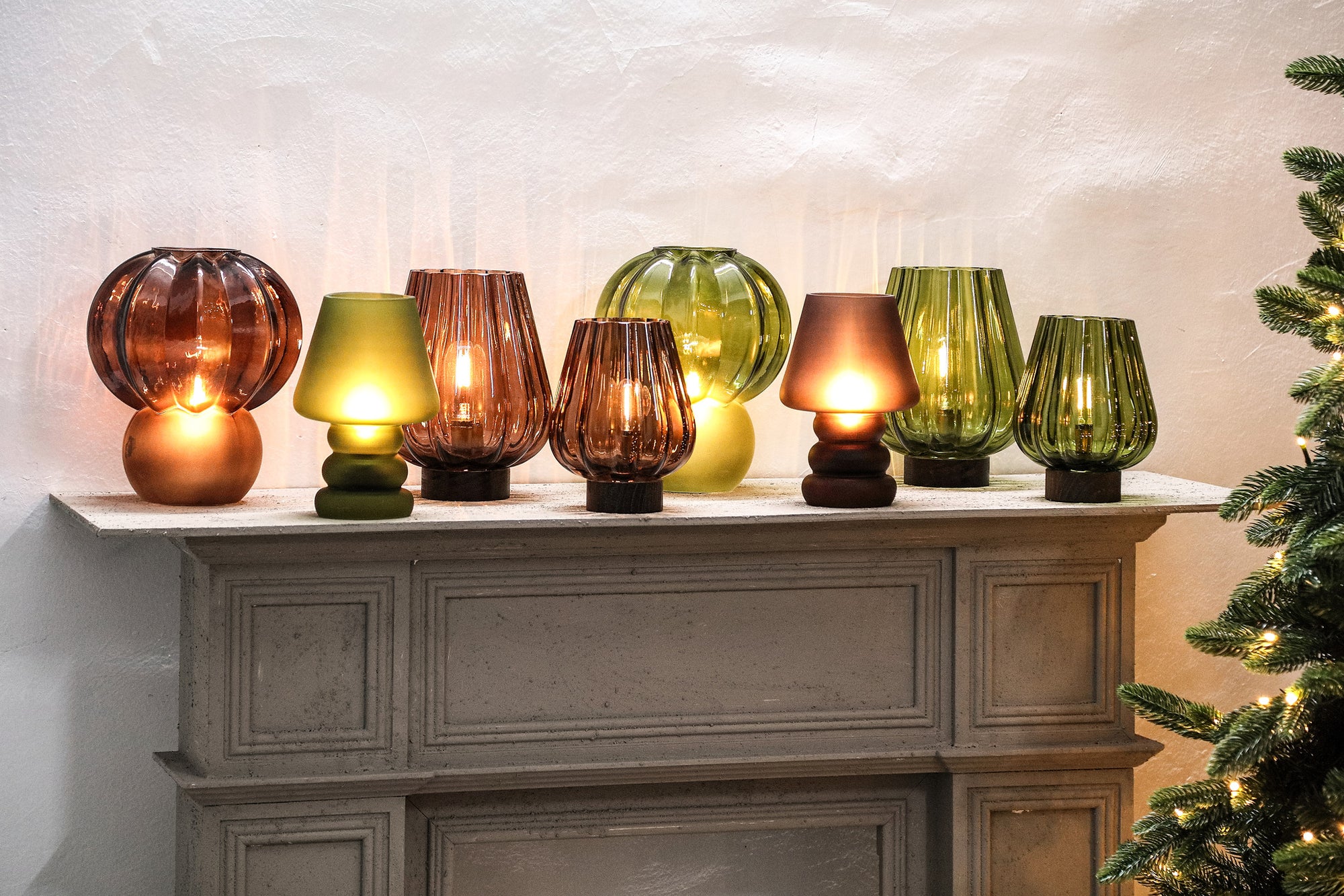 Zyon Lampes LED en verre — Led Light Wooden Base - Vert
