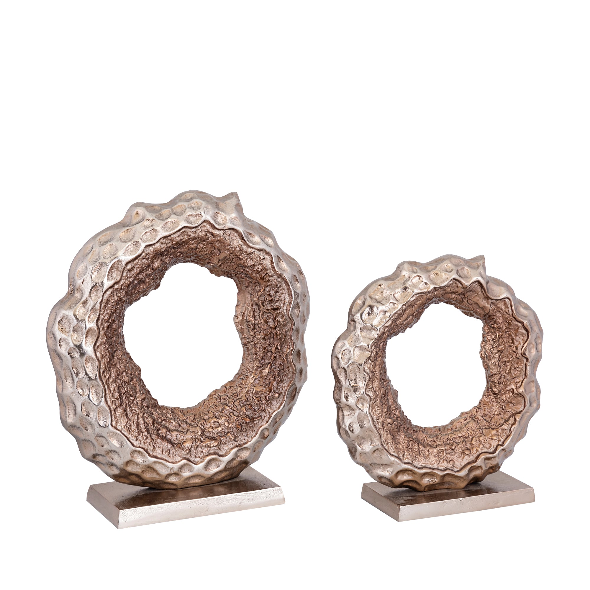 Coolan Antique Champagne casted alu statue round L