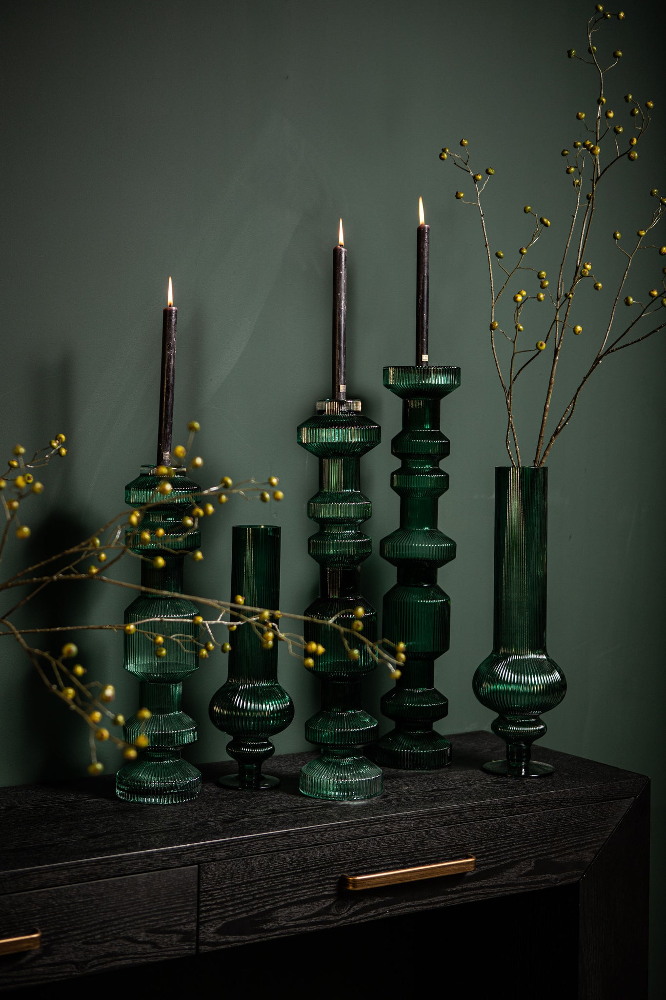 Galinda Chandeliers en verre — Ribbed Candle Holder - Vert foncé