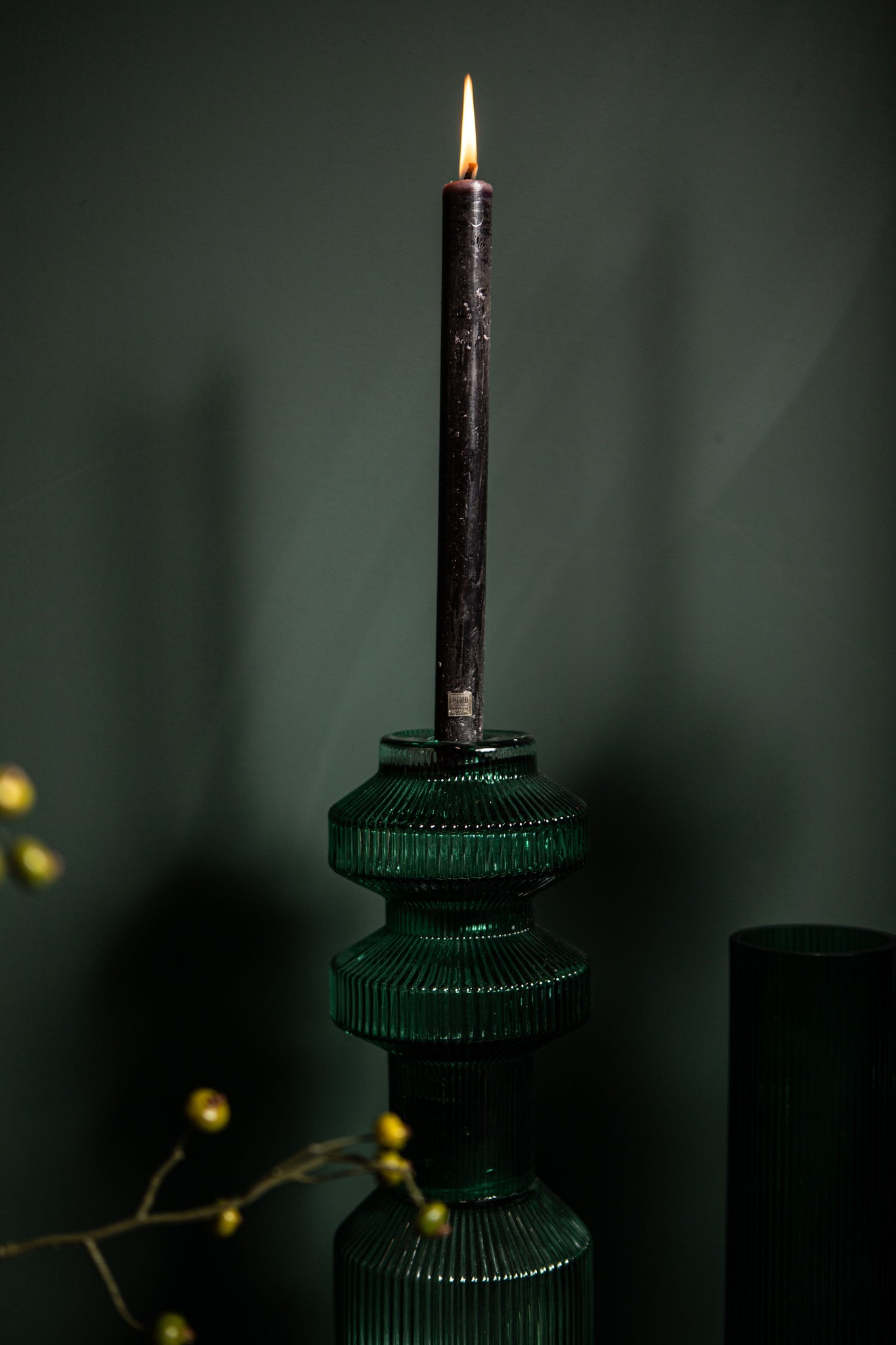 Galinda Chandeliers en verre — Ribbed Candle Holder - Vert foncé