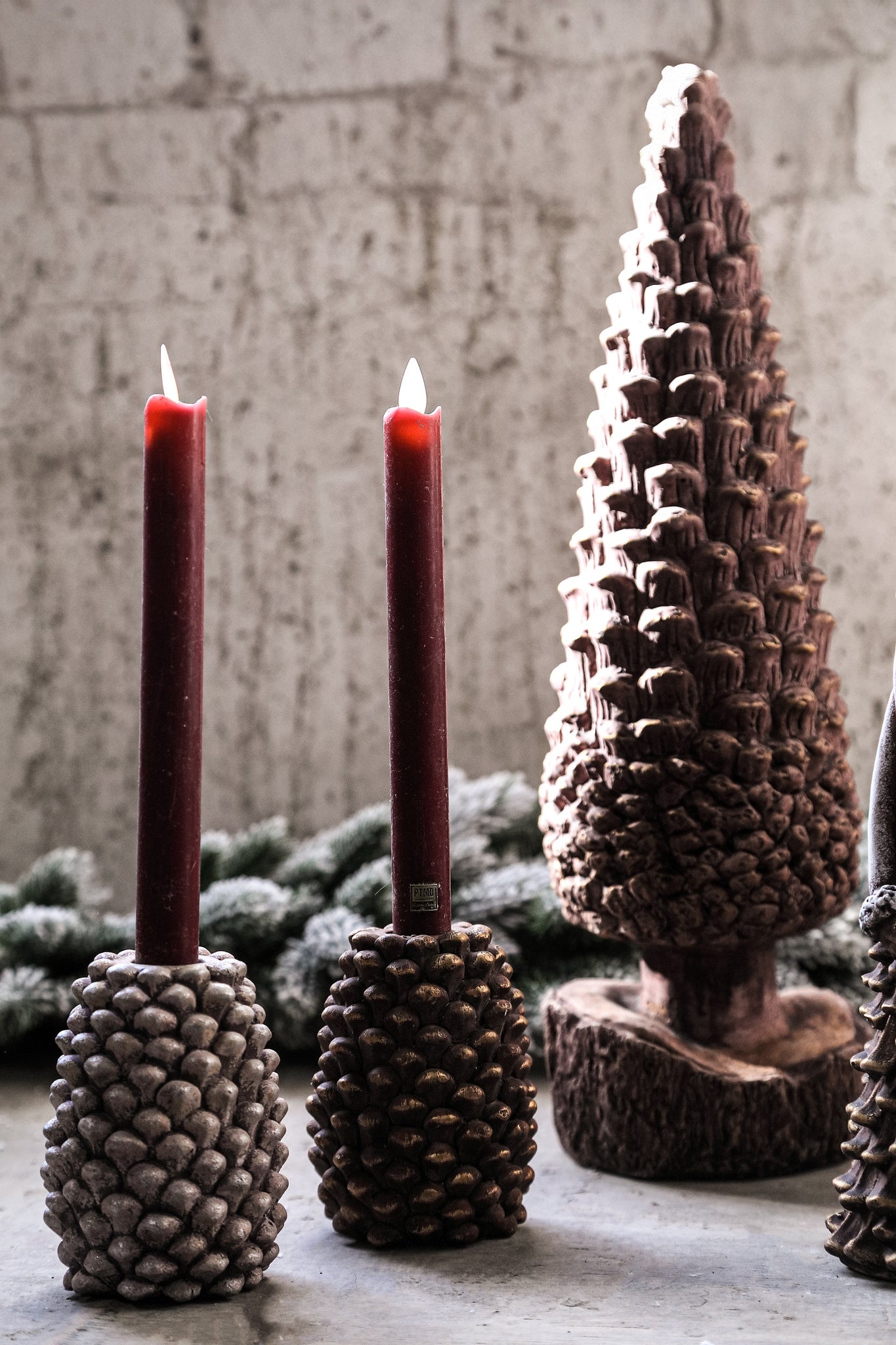 Pigna Chandeliers en ciment — 1Pc Pinecone Shape Candleholder - Marron clair