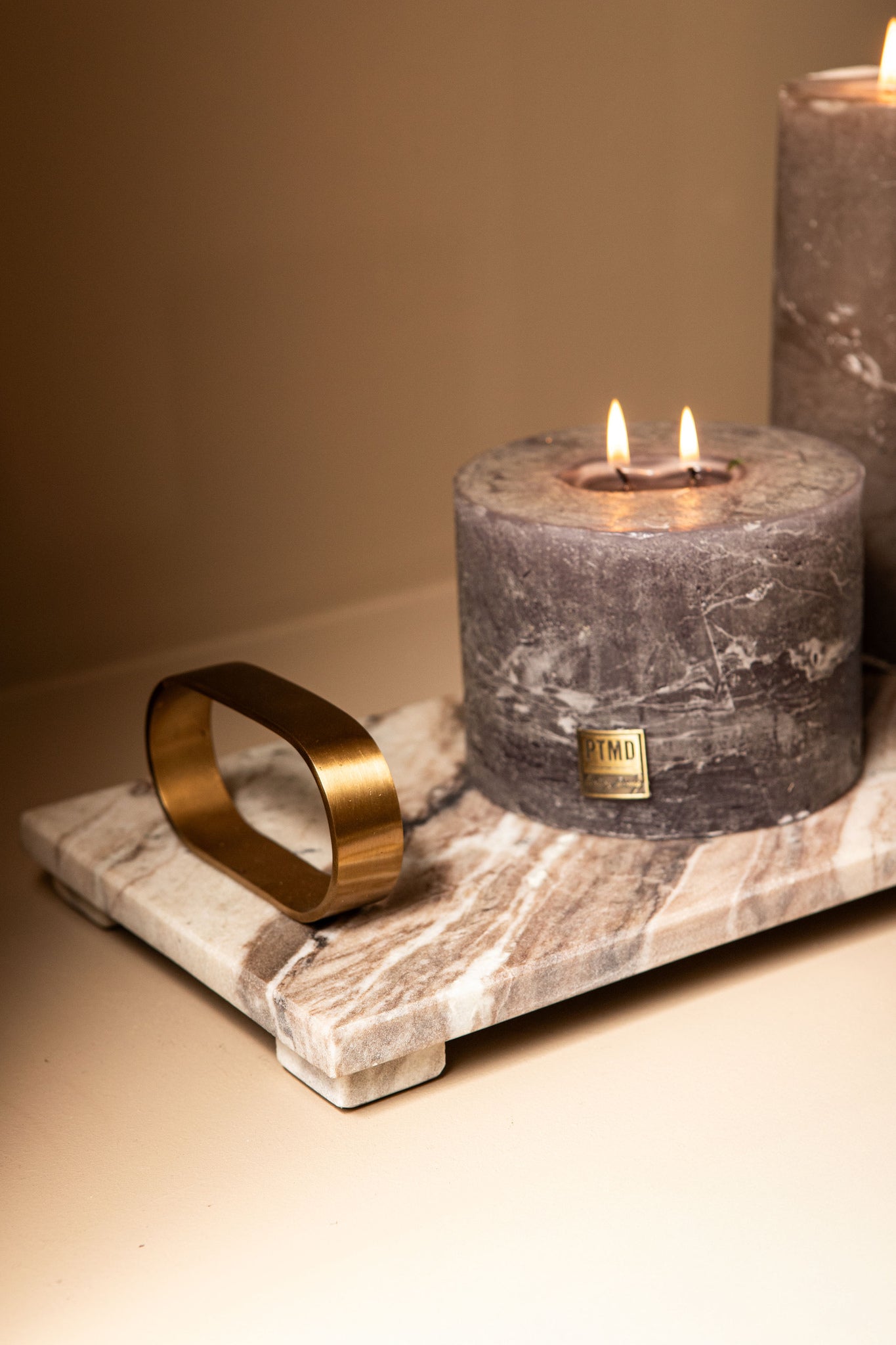 Lieka Beige Marble tray golden handles rectangle
