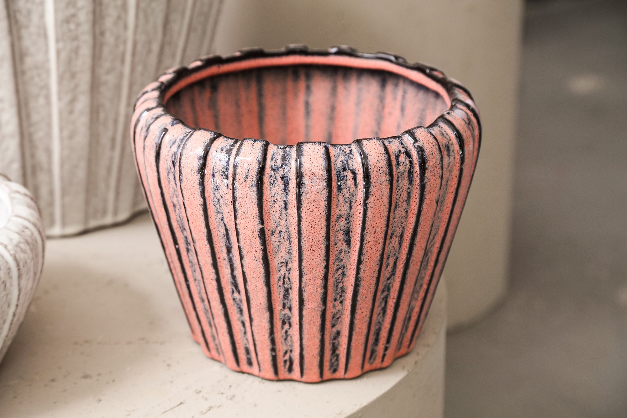 Mirei Pot en céramique - Pink, White