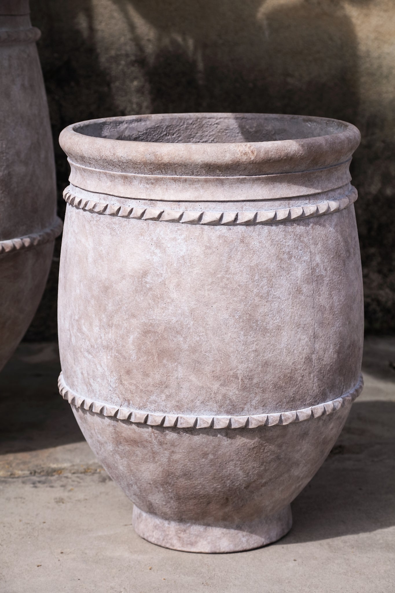 Melecia Pot en ciment - S (55x55x73 cm)
