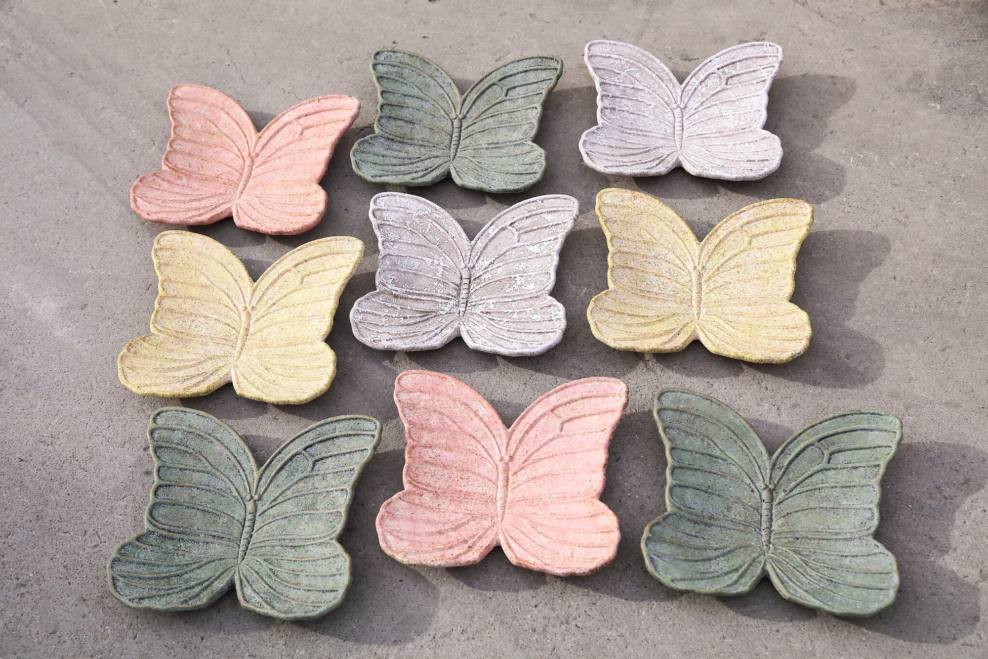 Alyzza Yellow butterfly cement plate/ wall deco