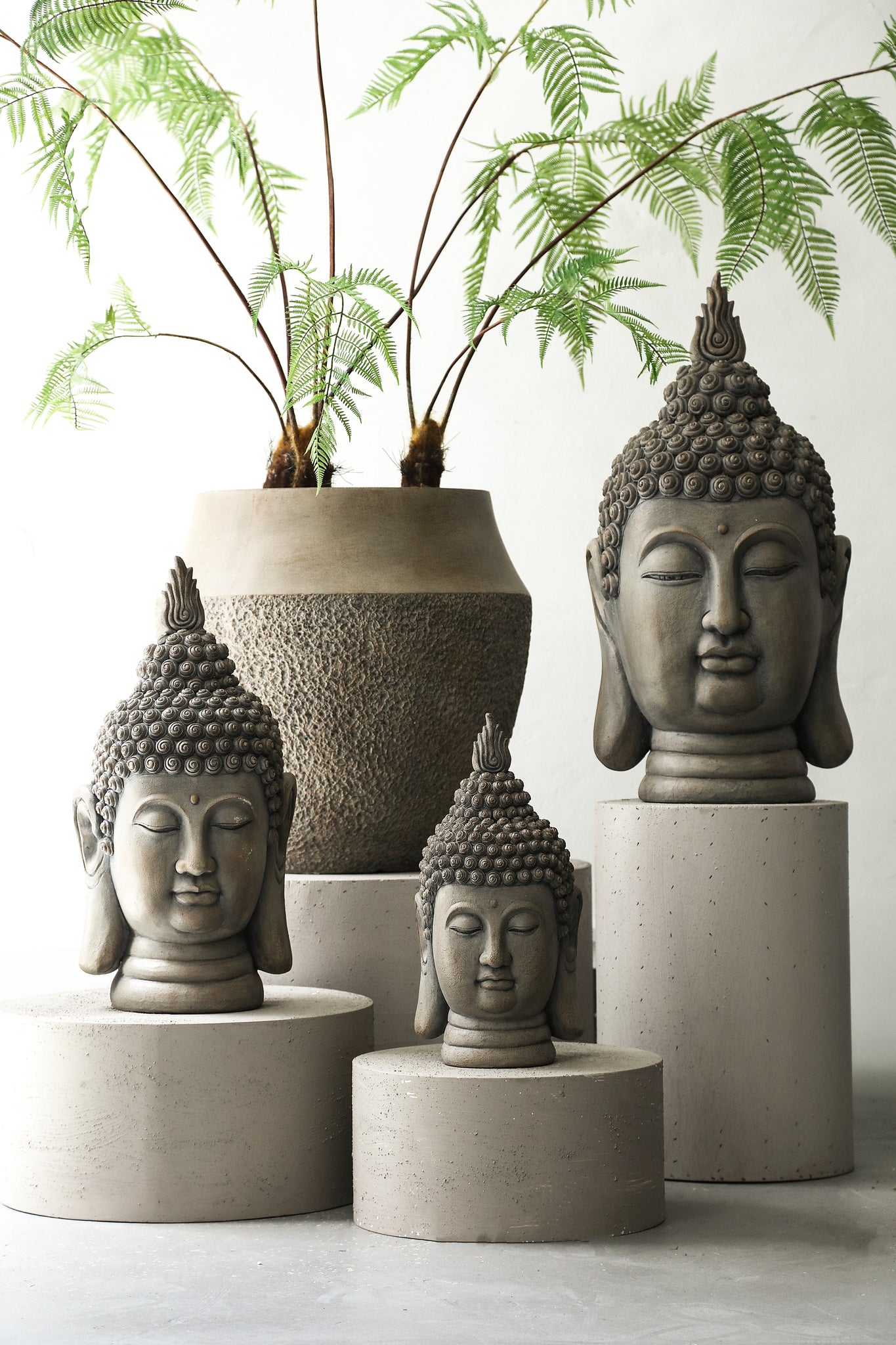 Taneya Taupe fiber cement buddha head statue L