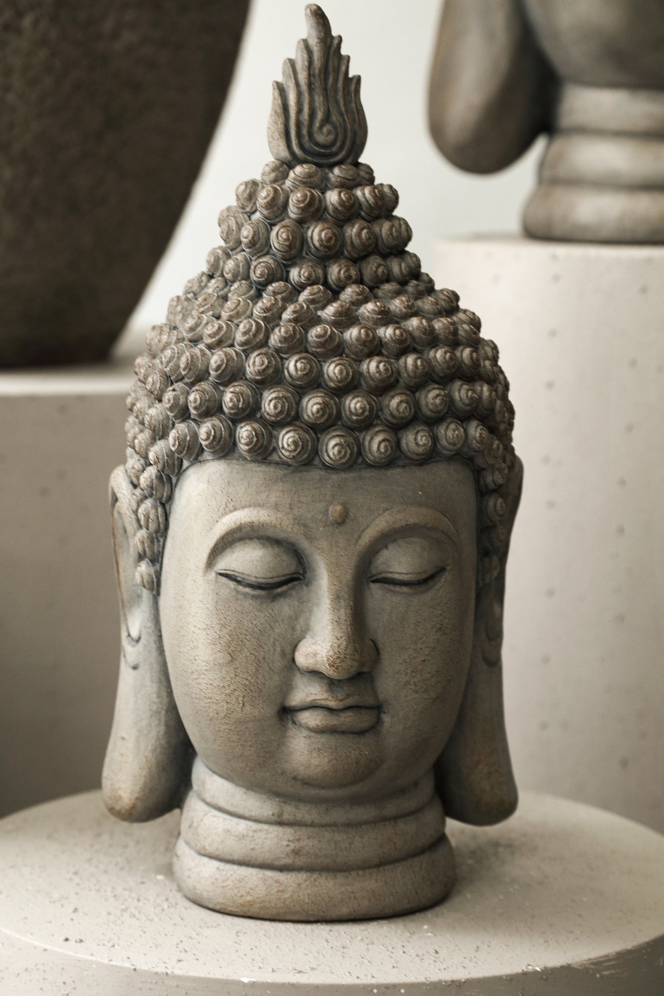 Taneya Taupe fiber cement buddha head statue M