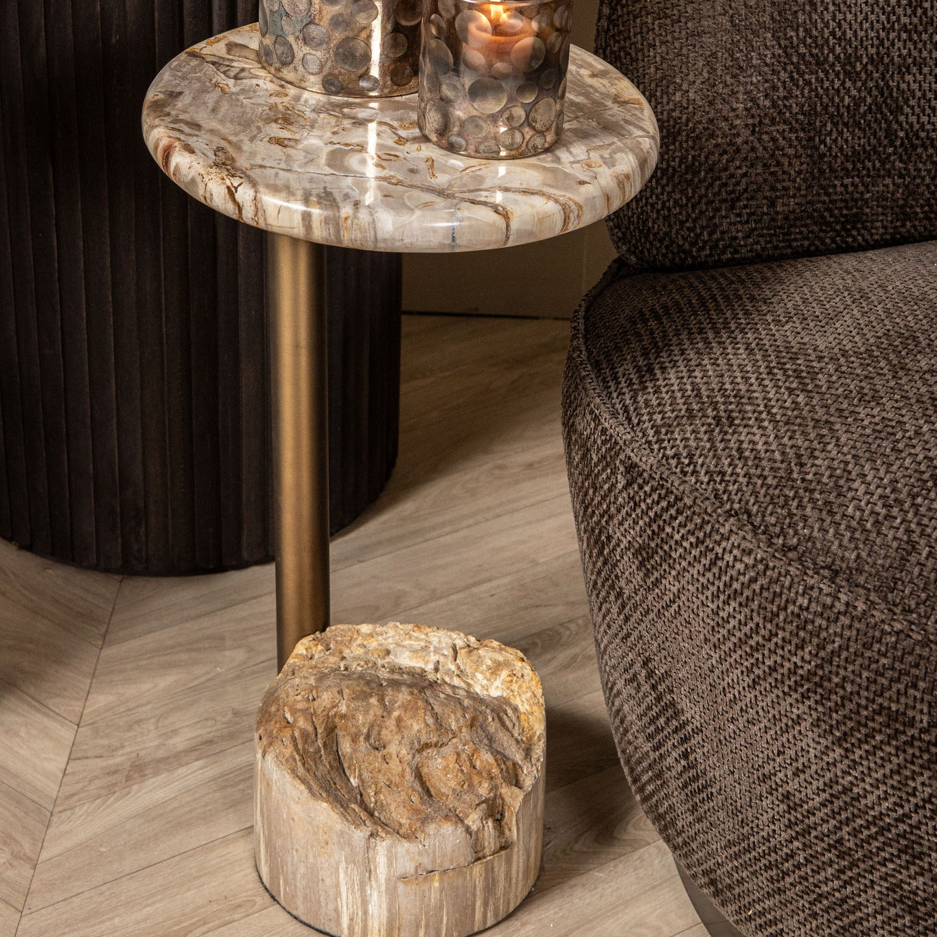 Ataja Natural petrified wood sidetable brass leg - Photo 3