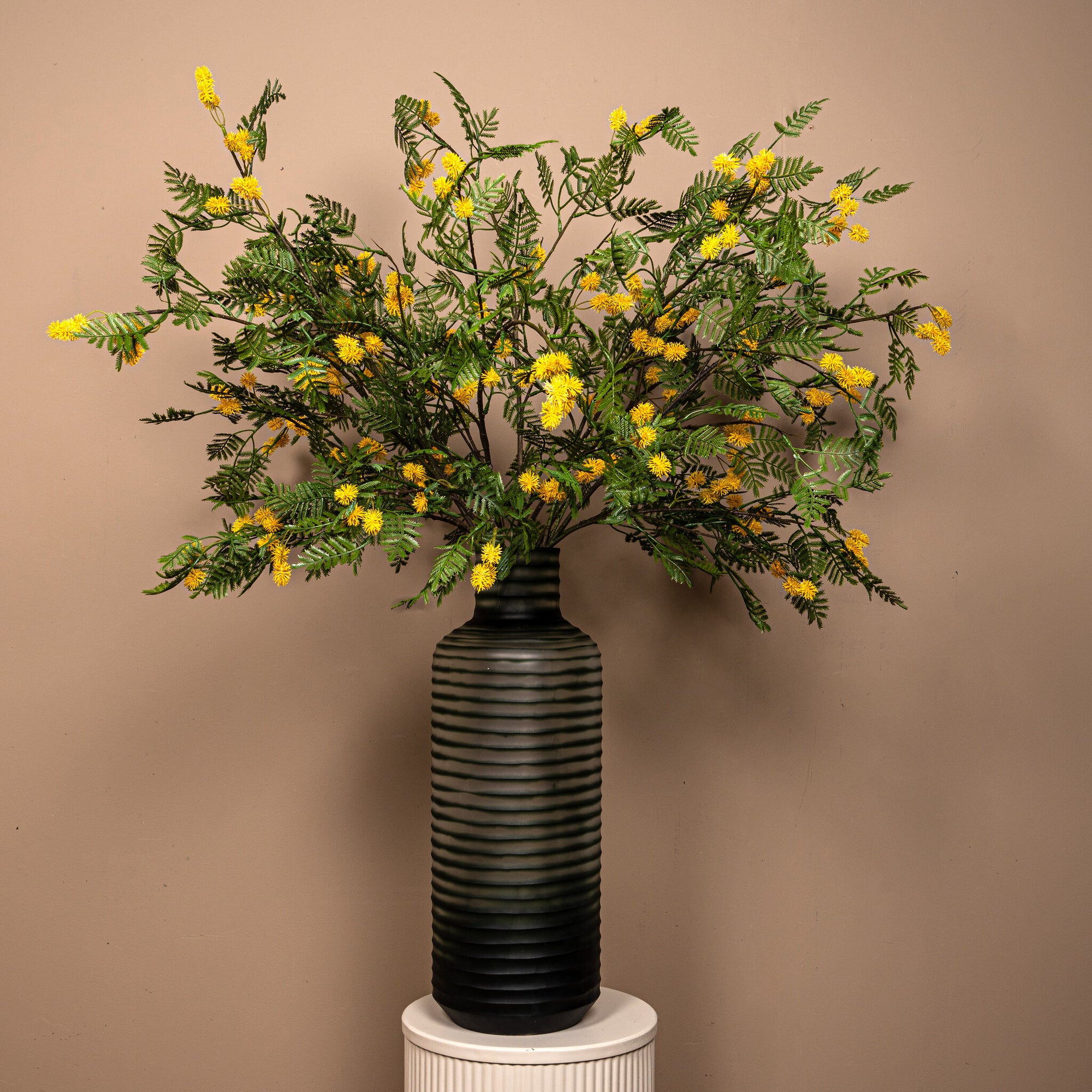 Garden Flower Yellow mimosa spray with leaves L Jaune — Fleur artificielle — vue 2 | Häus