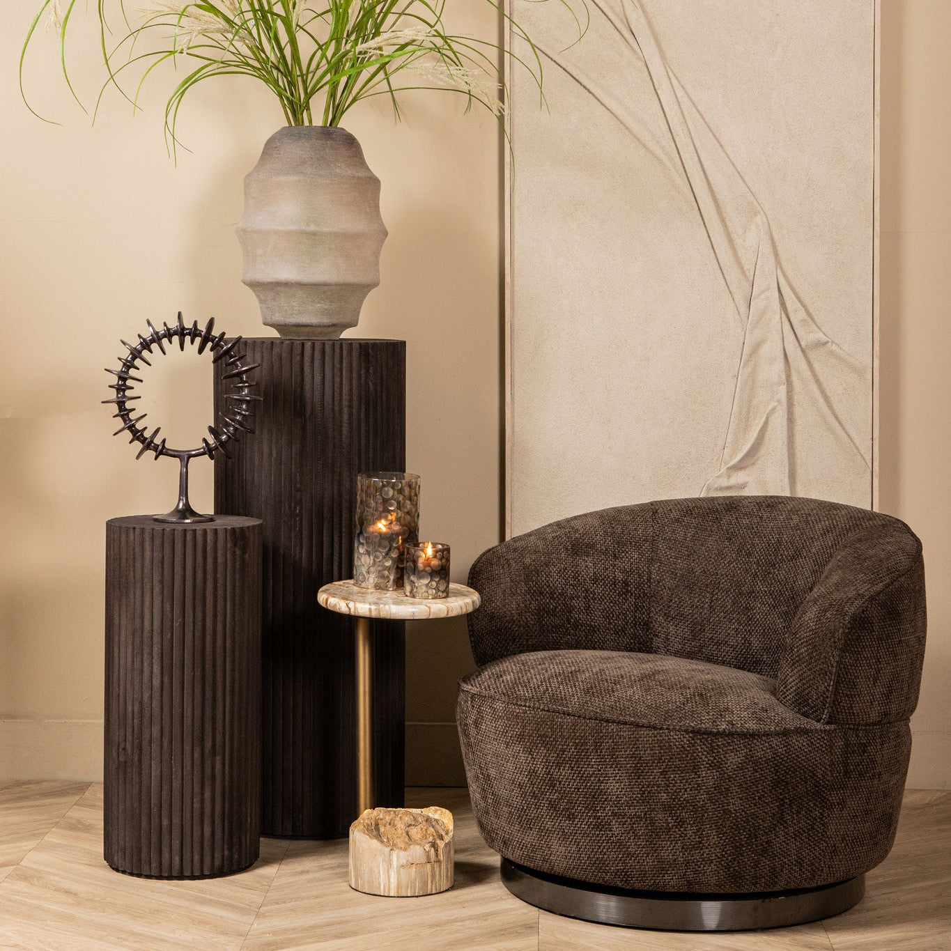 Ataja Natural petrified wood sidetable brass leg - Photo 5