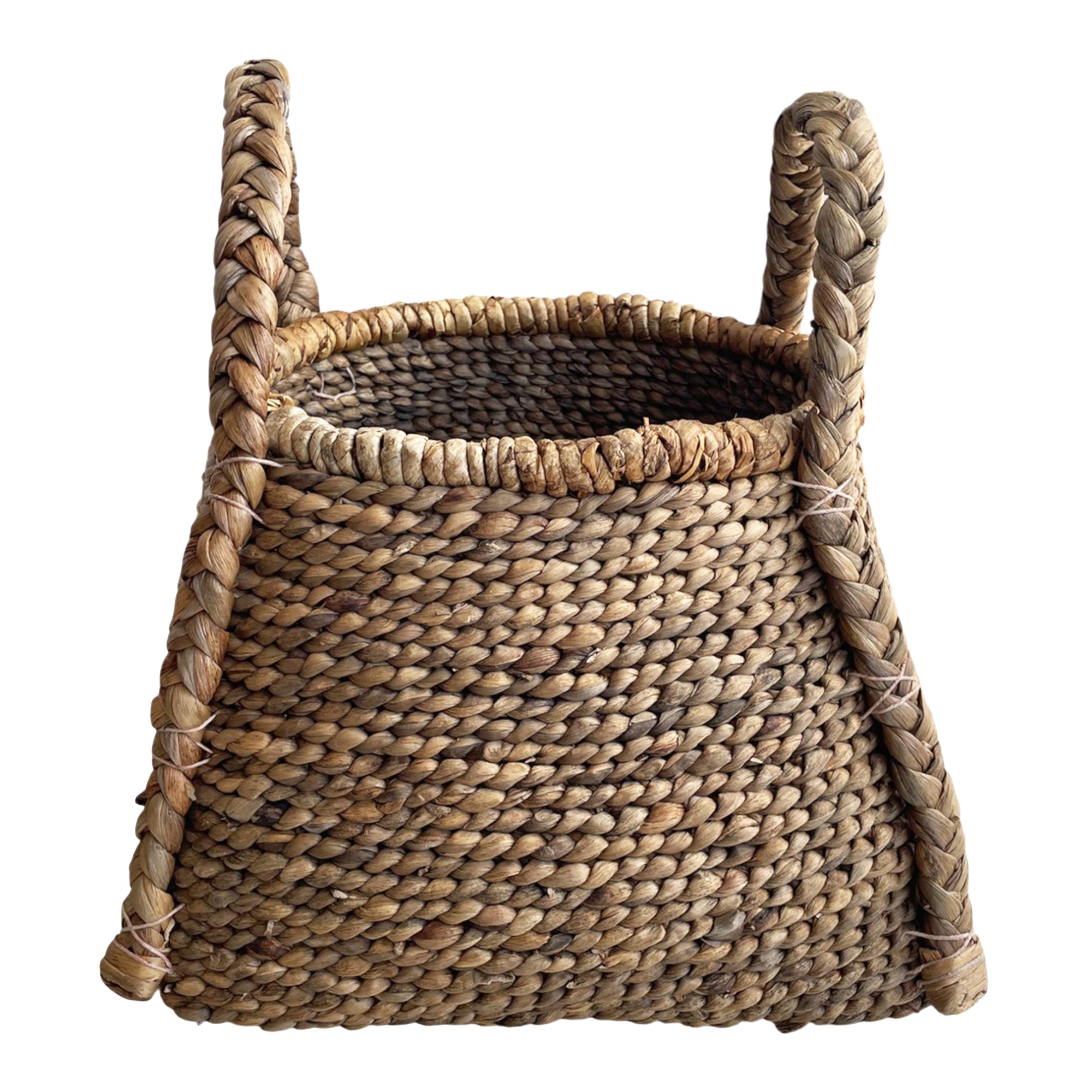 Randye Natural seagrass basket taps