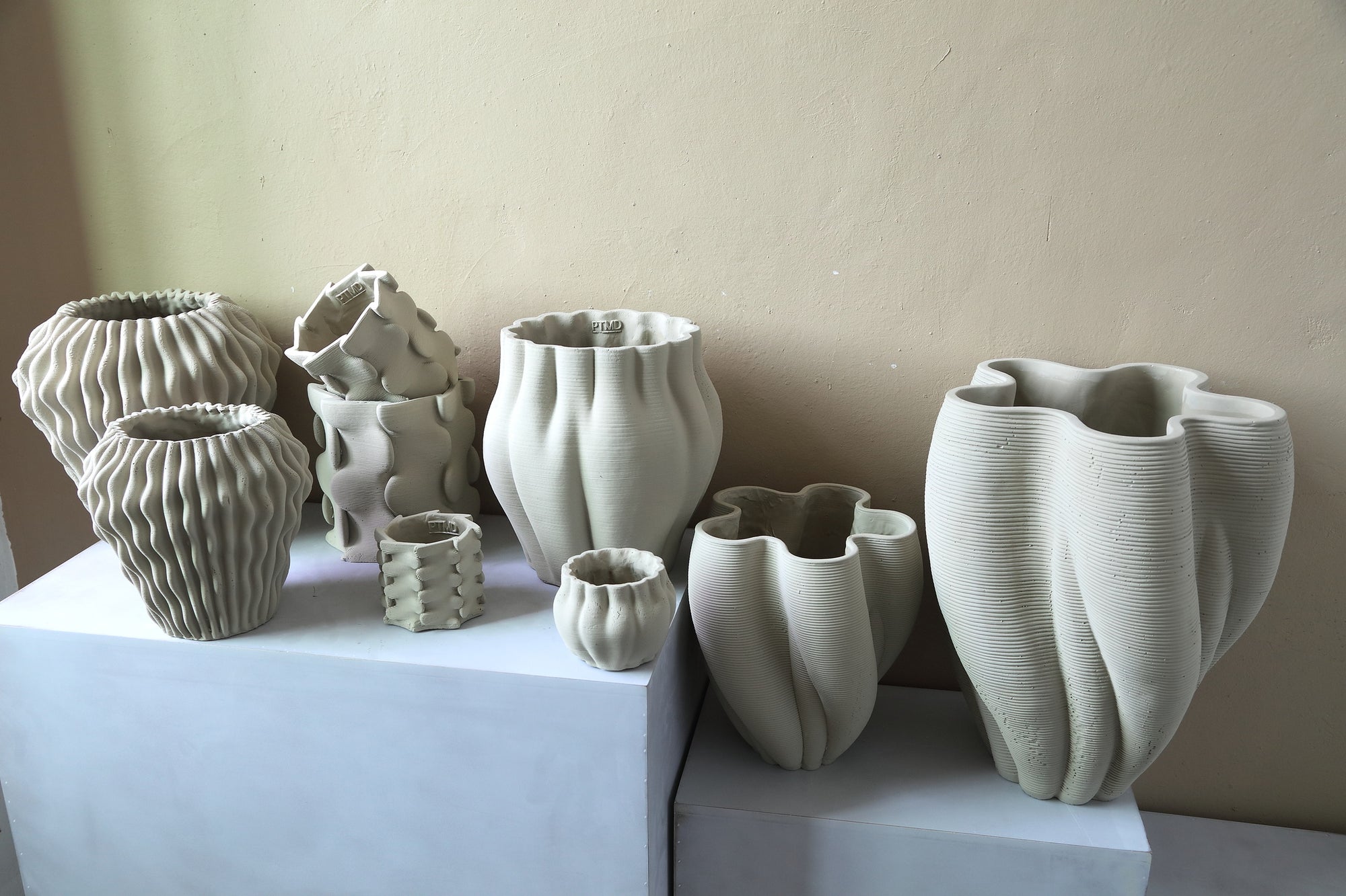 Norma Pot en ciment - Beige