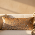 Housse de Coussin Kyleen — Or Velours Carré